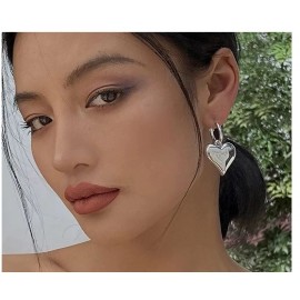 2023 Chic Heart Huggie Hoop Earrings Asymmetric Big Earrings For Women New Gold Color Fashion Jewelry Girl Gift